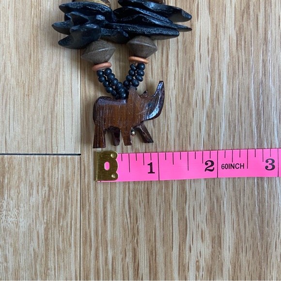 Chunky Carved Wooden Rhino Rhinoceros African Safari Statement Bead Necklace - Picture 9 of 10